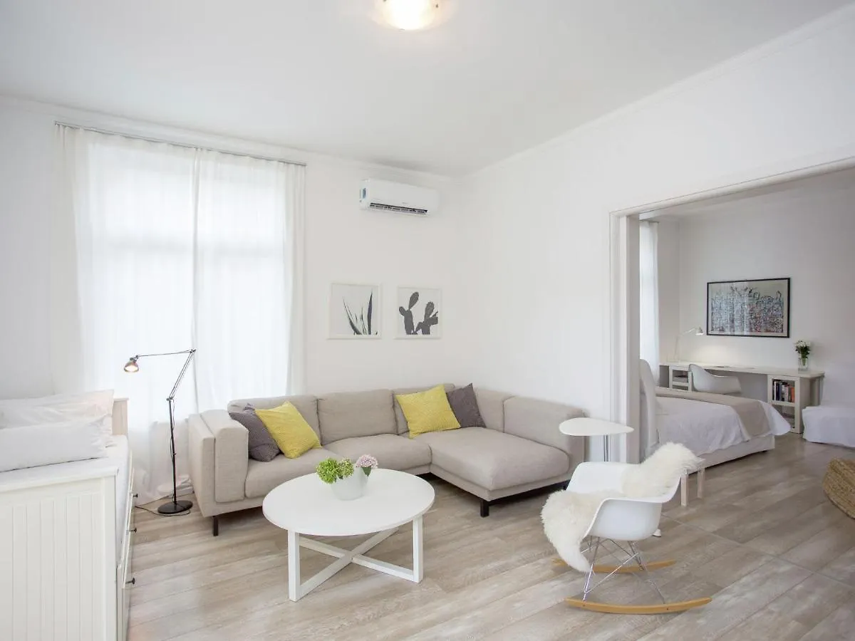 Beautiful Villa 100M From The Sea Kaštela